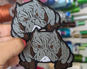 Bulldog embroidered patch. 8cm. Own design. To sew or iron. Price per unit.
