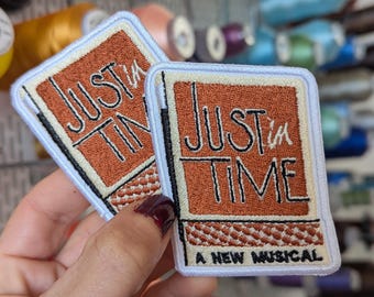 JUST IN TIME musical embroidered patch. 8cm. To sew or iron on. Price per unit.
