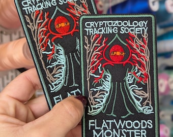 Flatwoods monster embroidered patch. 11cm. Crytozoology. To sew or iron. Price per unit.