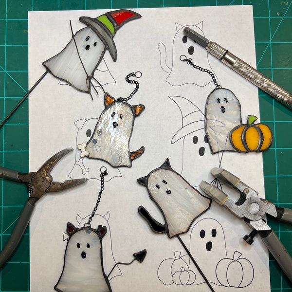 6 Ghosts stained glass pattern