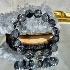 13.5mm Excellent Quality Brookite in Quartz Bracelet 13.5咪天然高品质黑银钛圆珠手串 image 1