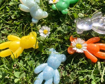 Pocket Hug - Orsetto Portafortuna Con Messaggio Motivazionale - Regalo Antistress Per Amici E Famiglia (Arcobaleno)