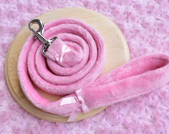 Bubblegum Pink Fluffy Leash With Pink Bows 4.25 Feet | Pet Play Cosplay Adult