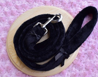 Black Fluffy Leash With Black Bows 4.25 Feet | Pet Play Cosplay Adult