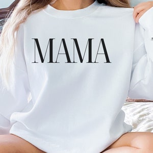 Personalized Mama Sweatshirt with names on sleeve, Custom Gift Sweater for Mother&#39;s Day, Cute Mom Shirt with Names, G180