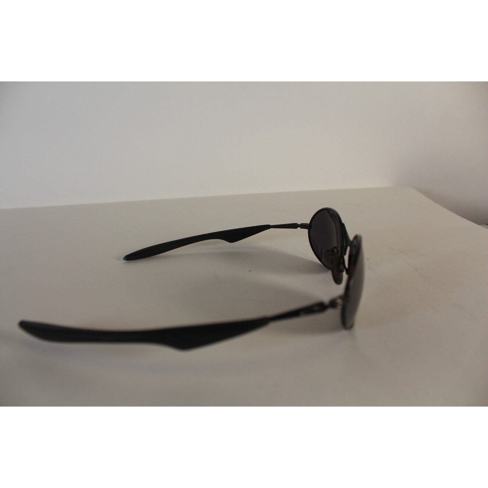 90s archive oakley e-wire y2k tech-