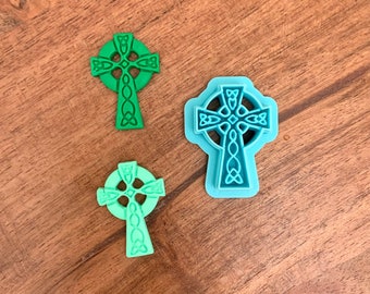 Coupeur d'argile croix celtique | Croix irlandaise | Emporte-pièce en pâte polymère | Saint-Patrick | 3 tailles | 072
