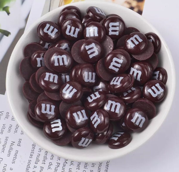 M&M's Milk Chocolate Wedding Candy Favors (20 Pack), Perfect for Wedding Recepti
