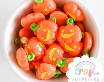 Flache Rückseite Kürbis Charms - Resin Jack-O-Lantern - Halloween Craft Verschönerungen - 4er Set