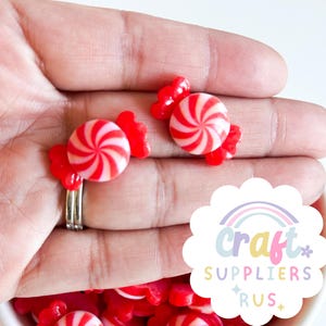 Set of 4 Resin Peppermint Candy, Flat Back Peppermint Candy Charms, Peppermint Candy Cabochons, Christmas Candy Charms, Christmas Cabochons