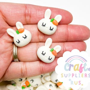 Set von 4 flachen Rückseite Häschen Cabochons, Häschen Cabochons, Osterhasen Cabochons, Häschen Charms, Häschen Verzierungen, Ostercharms, Ostern
