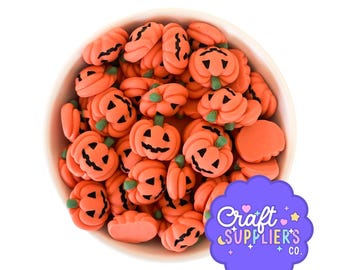 Kürbis Kunstharz Cabochons Halloween Charms 4 Stück 0,75 Zoll Jack O Lantern Verzierungen für Handwerk Slime Bögen Decoden DIY