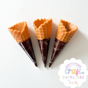 3er Set Waffel Eis Kegel Cabochons, Waffel Eis Kegel Anhänger, Gefälschte Mini Waffel Kegel, Faux Mini Waffel Kegel, Gefälschte Eis Dekor