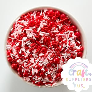 Faux mélange à saupoudrer pour la Saint-Valentin, faux mélange d'argile polymère pour la Saint-Valentin, faux mélange d'argile pour la Saint-Valentin avec perles acryliques, fausse cuisson
