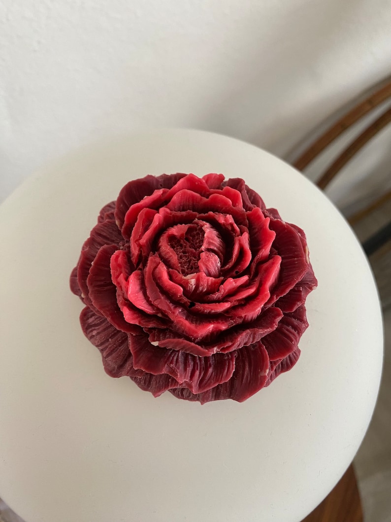 Big rose candle in several colors, rosecandle, wedding candle, weddinggift, rosebox, giftbox, summercandles, unique candles dark red