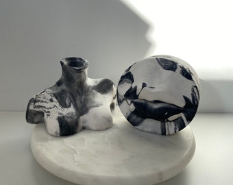 Candle holder women’s body or mouth