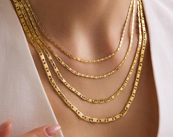 14K Gold Valentino Chain Necklace, Gold Valentino Chain Necklace, 14k Gold Figaro Style Necklace, Valentino Link Chain Necklace