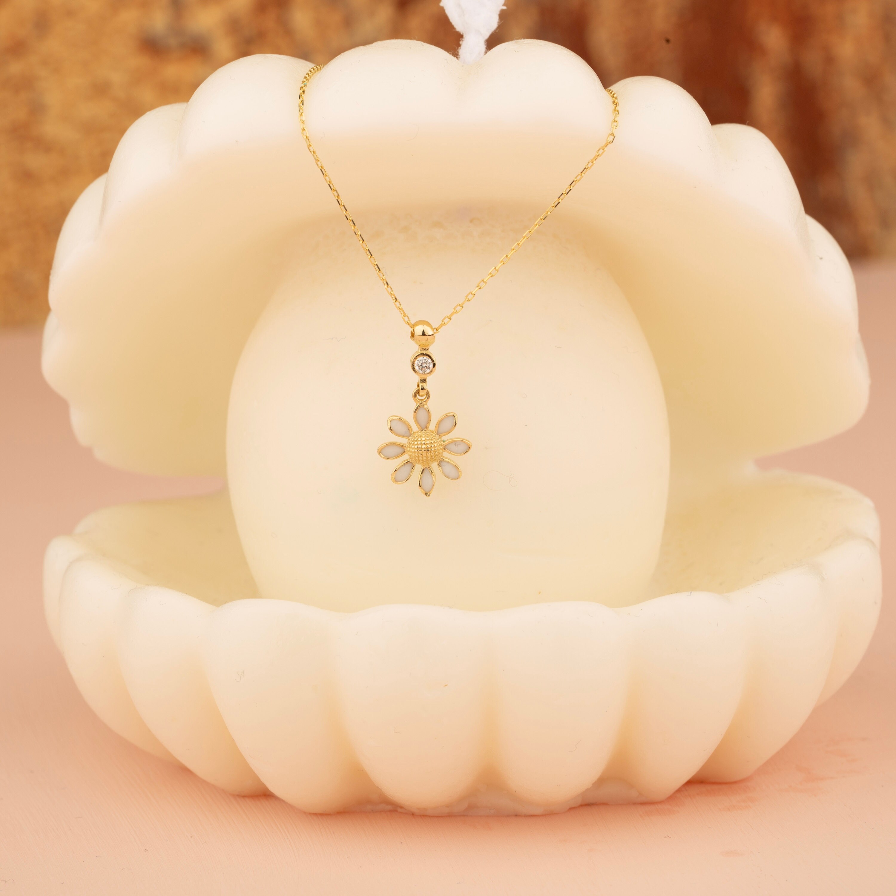 14K Gold Daisy Necklace: White Enamel Flower Pendant - Etsy