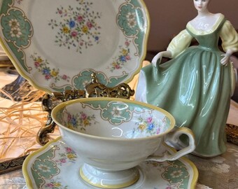 Antique Green teacup porcelain trio,hand painted antique teacup,Tasse á thé antique,Tazze da the vintage,White old teacup and soucer ,