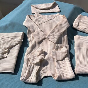 Neugeborenen-Heimkehr-Outfit Set, geschlechtsneutrales Coming-Home-Set für Neugeborene, 5-teilig, %100 organic-Ekstra-Soft Naturstoff image 7