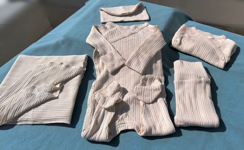 Neugeborenen-Heimkehr-Outfit Set, geschlechtsneutrales Coming-Home-Set für Neugeborene, 5-teilig, %100 organic-Ekstra-Soft Naturstoff image 7