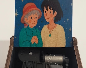 Op Japanse anime geïnspireerde muziekdoos, aangepaste gravure, grillig gepersonaliseerd cadeau, gehuil, trinket uit de jaren 90