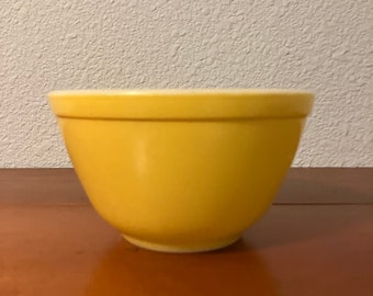 Vintage Pyrex Small Yellow Mixing Bowl, Pyrex #401, 1 1/2 Pint Yellow Pyrex Nesting Bowl