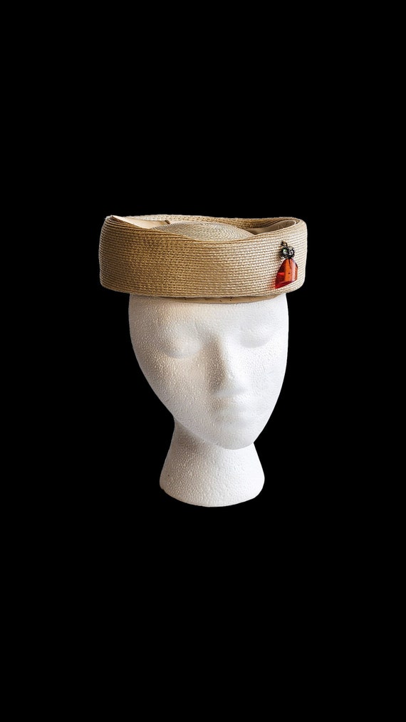 1950s French Women's Pillbox Hat with Jewel | Cost