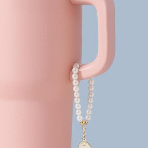 Gobelet en forme de chaîne avec perles, breloque en forme de chaîne, Stanley A, accessoire de coupe, poignée d'eau Stanley Zubehör, prénom personnalisé, cadeaux pour elle, cadeau pour patron