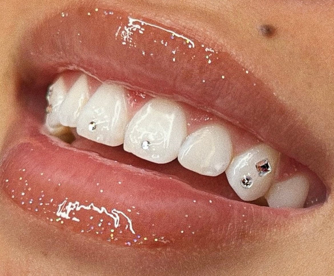 2 Sets drill tooth jewelry teeth crystals tooth ornament tooth gems decor  teeth diamonds teeth gems decor teeth jewelry ornament gems for tooth grill