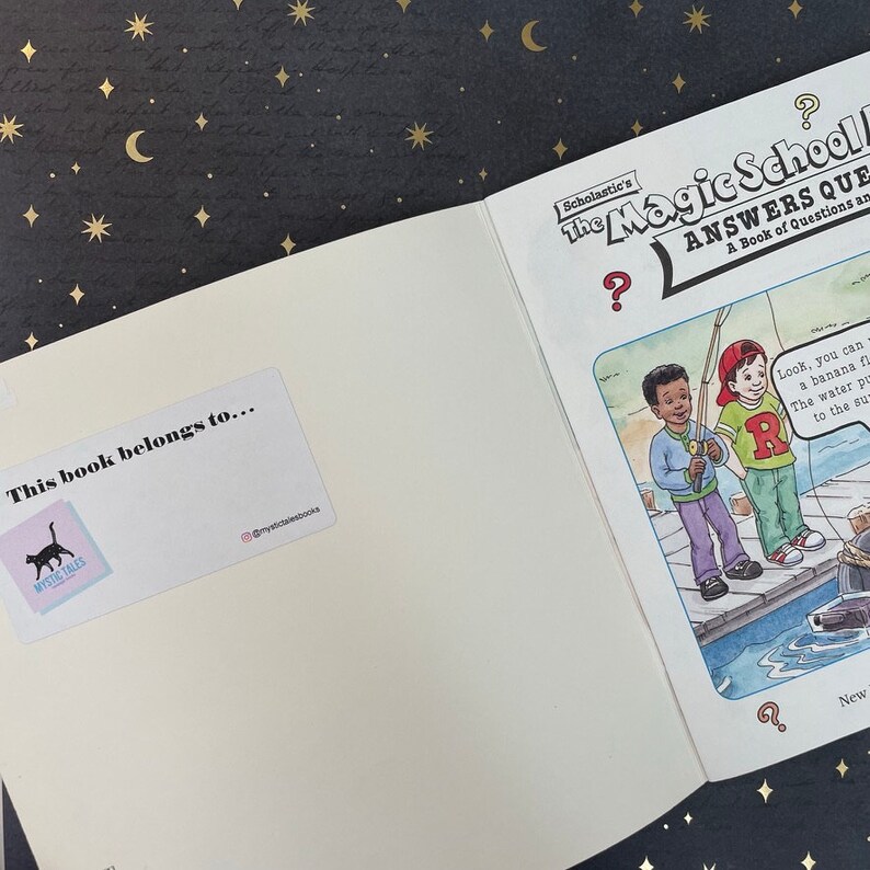 The Magic School Bus // Book Set // Ralphie Sticker // in the Time of