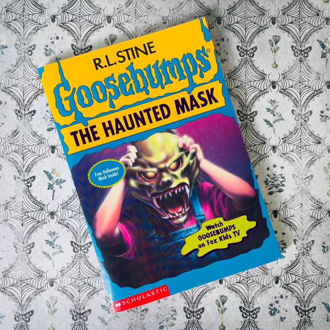 Like New! Goosebumps #11 the Haunted Mask 1993 With Mask Inside! RARE! - Etsy