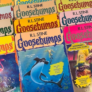 Good Condition! Goosebumps Books // Choose One // R.L. Stine // Original Vintage Goosebumps // Scary Teen Chapter Books // Nostalgic 1990s