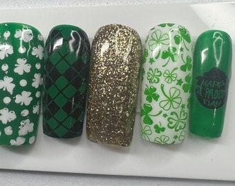 St. Paddy’s Nails | St. Patrick’s Day| Reusable press-on nails. | Fake Nails|