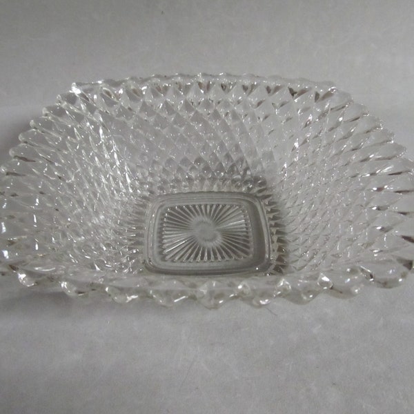 Vintage Indiana Glass Diamond Pattern 8" Square Bowl