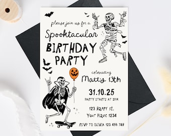 Puede incluir: Invitación de fiesta de cumpleaños con temática de Halloween con una ilustración de esqueleto en blanco y negro. La invitación incluye el texto "Spooktacular Birthday Party" y los detalles de la fiesta. También aparece un globo naranja con una cara de calabaza.