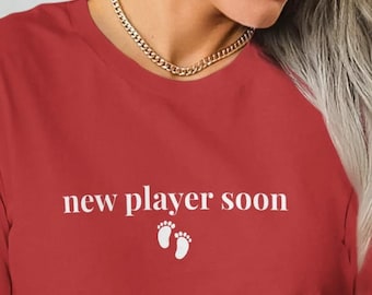 New Player Soon Shirt, Gamer Pregnancy Announcement Tee, Video Game Baby Reveal, Maternity T-Shirt, Pregnancy Announcement Expecting Tee