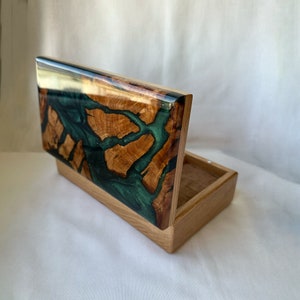 Große Schmuckschatulle mit Fächern, Schmuckschatulle Mit Deckel, Benutzerdefinierte Mystery Box aus Holz und Epoxidharz, personalisierte Erinnerungsbox