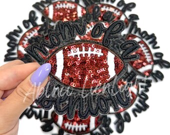Écusson de football Mom Of Senior : Sticker à sequins Gameday