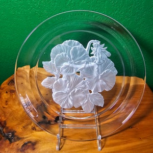 For Hoya by T. Yamamoto Crystal Plate Flower of the Month March Pansies &quot;Merriness&quot;