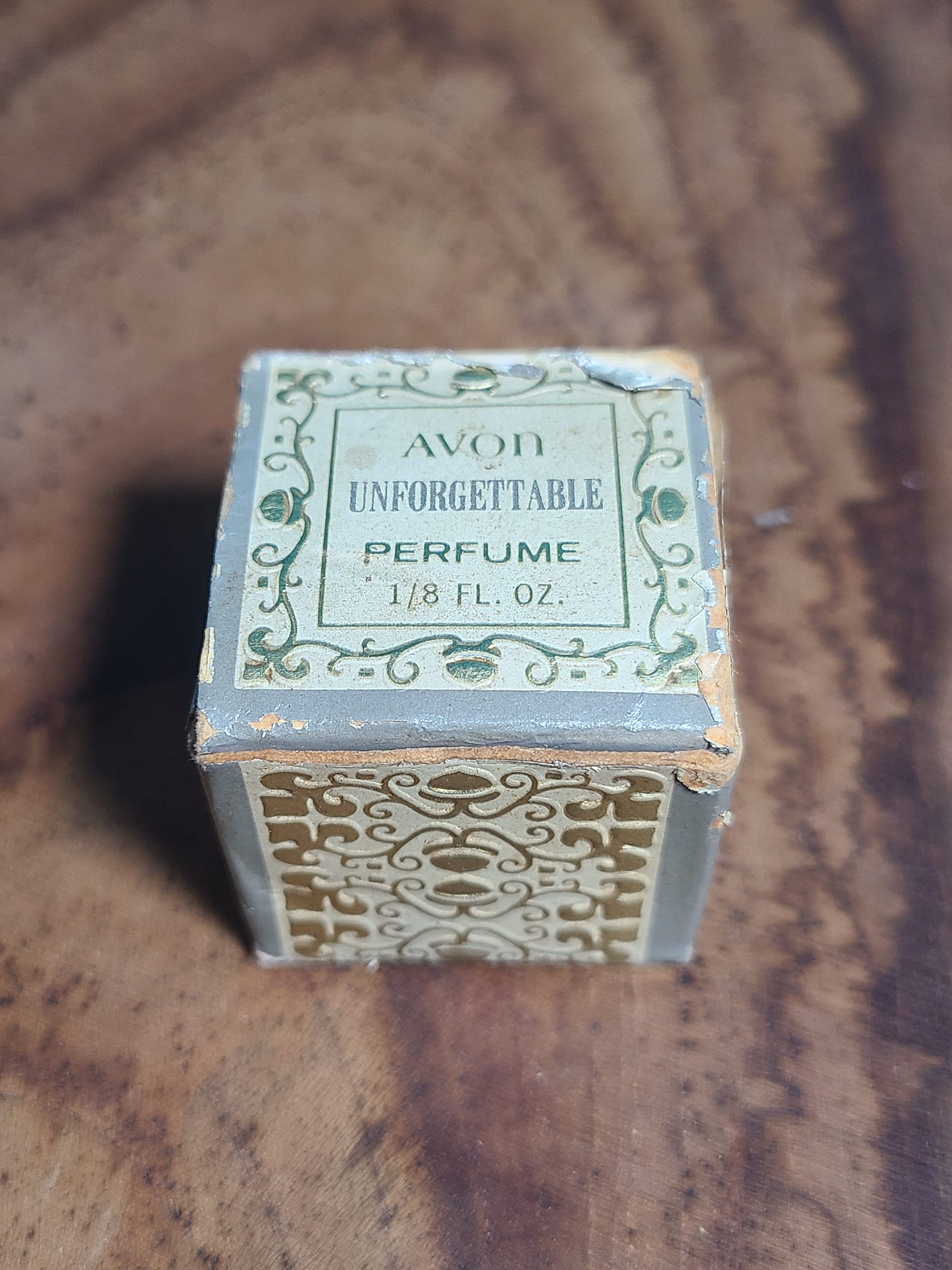 AVON LittleKate Unforgettable エイボン 香水セット Avon