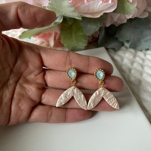 Die Pfingstrose Opal Baumeln