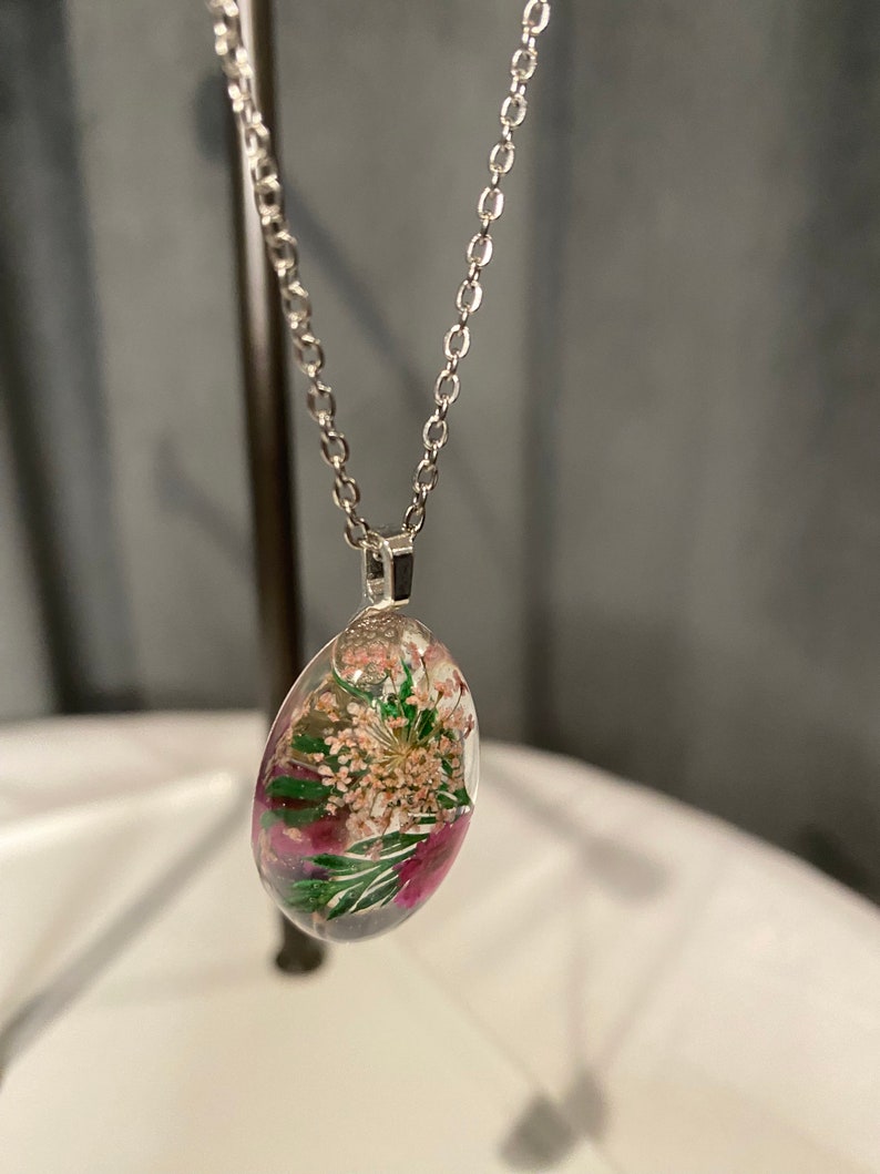 Dried Flower Resin Necklace Etsy