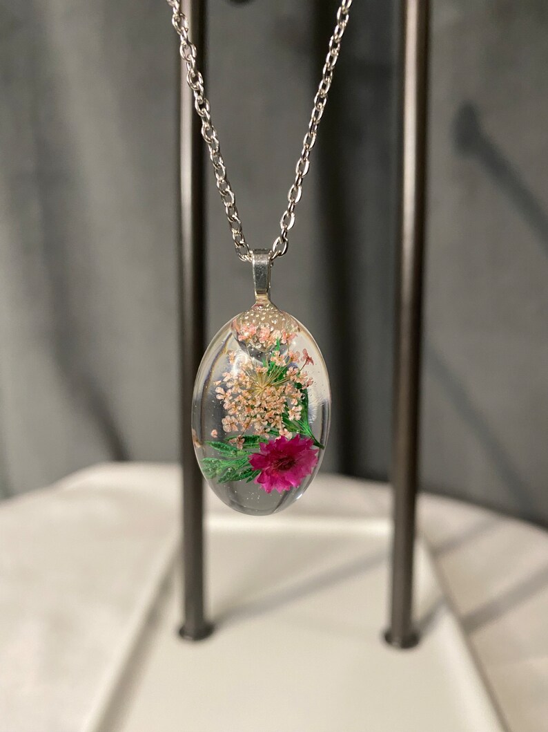 Dried Flower Resin Necklace Etsy