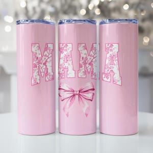 Coquette Bow Mama Tumbler PNG Toile 20oz Skinny Tumbler Wrap Png Design de sublimação Nova mãe Png Chinoiserie Tumbler Dia das mães Trendy Png