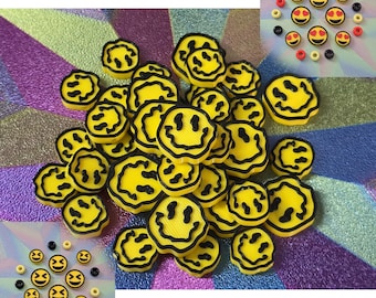 Trippy Smiley kandi beads