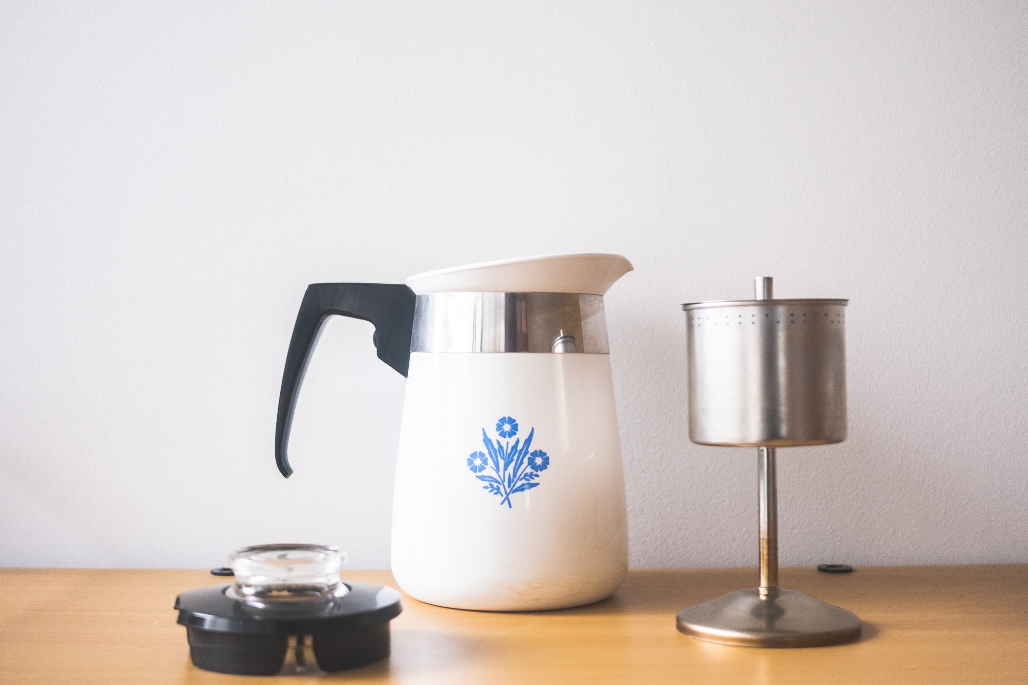 Vintage Blue Cornflower Corning Ware P-124 4 Cup Range Top Percolator 