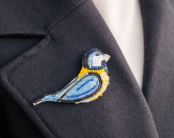 Handmade embroidered bead bird brooch with pin