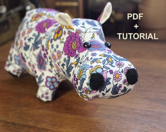 Hippo Stofftier Schnittmuster: 10" Kuscheltier Nähanleitung (PDF Download)