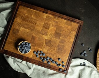 solid cutting board made of high-quality oak wood serving board chopping board with juice groove 44 x 29 cm handmade